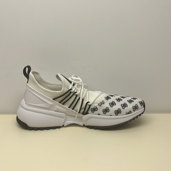 Guess White Designer Sneakers Men’s Size 9 (NWOT) - Picture 3 of 6